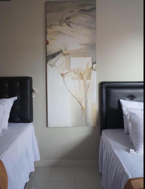 Argya Guesthouse ยอกยาการ์ตา ภายนอก รูปภาพ