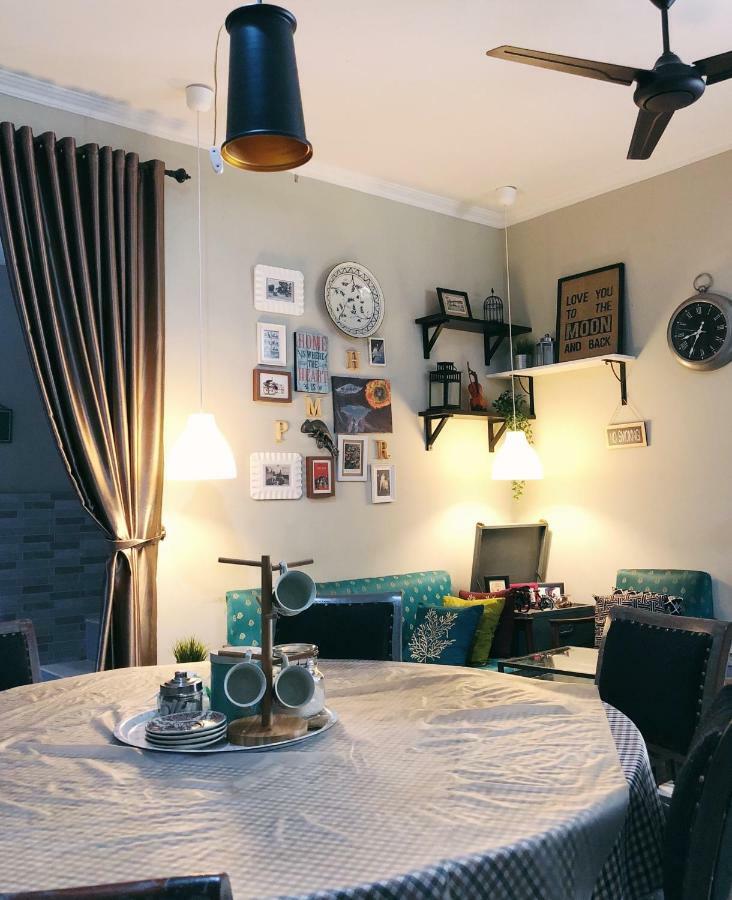 Argya Guesthouse ยอกยาการ์ตา ภายนอก รูปภาพ