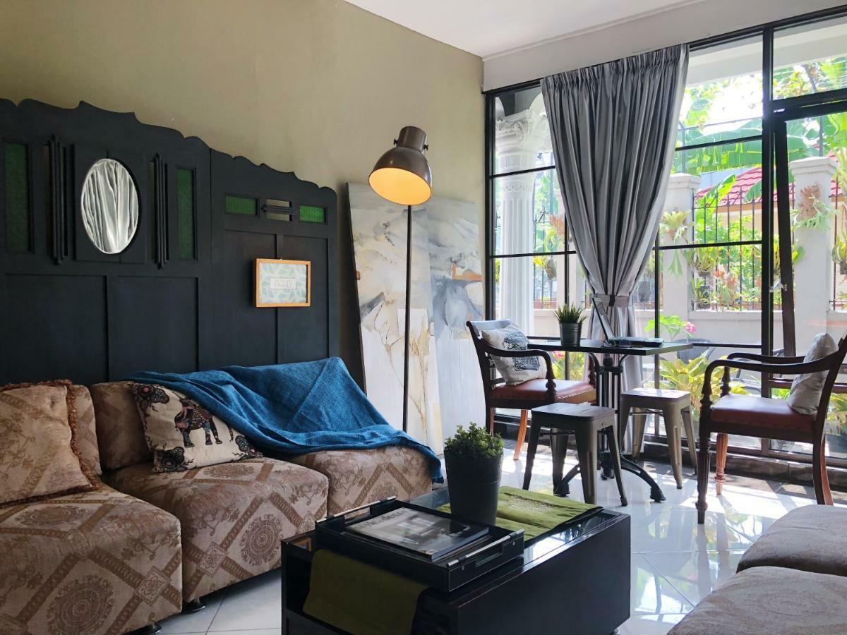 Argya Guesthouse ยอกยาการ์ตา ภายนอก รูปภาพ